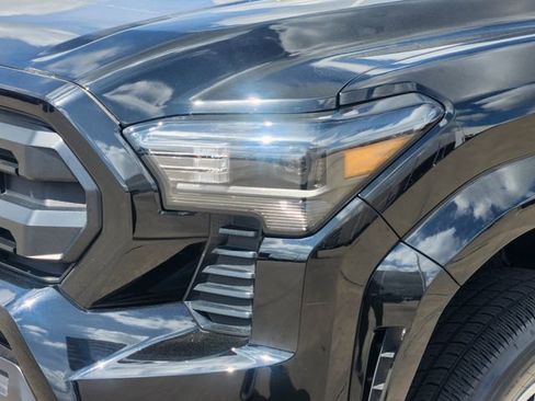 Certified 2025 Toyota Tacoma SR image 9