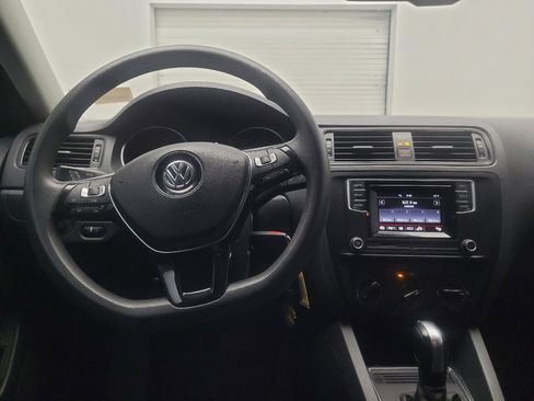 Used 2016 Volkswagen Jetta S FWD image 22