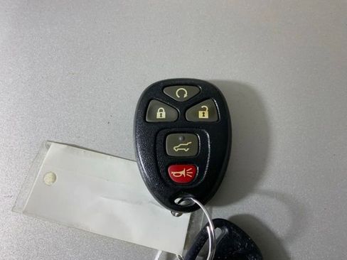 Used 2014 Buick Enclave Leather AWD/4WD image 42