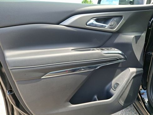 New 2025 Chevrolet Traverse LT image 35