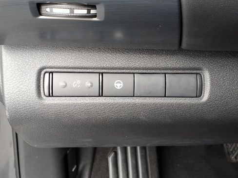 Used 2024 Nissan Pathfinder Rock Creek AWD/4WD image 5