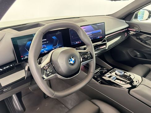 Certified 2026 BMW 530i image 4