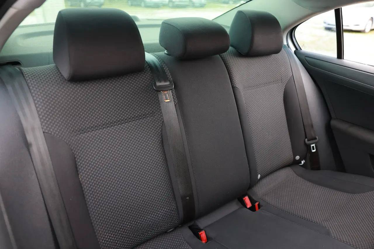 Used 2012 Volkswagen Jetta S FWD image 14