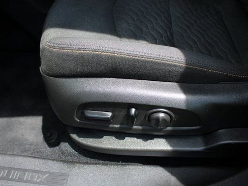 Certified 2020 Chevrolet Equinox LT image 10