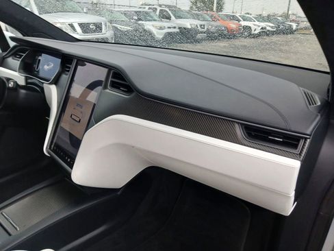 Used 2018 Tesla Model X 100D image 20