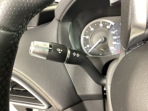 Used 2020 Jaguar XE R-Dynamic S image 23