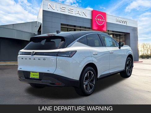 New 2025 Nissan Murano SL image 6