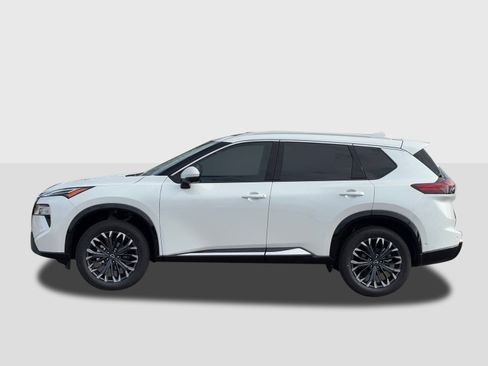 New 2026 Nissan Rogue Platinum image 2