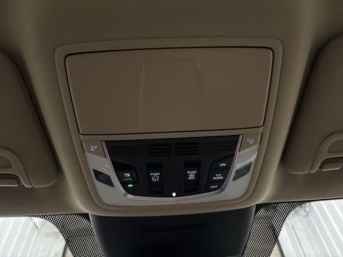 Used 2025 Acura MDX w/ Technology Package image 26