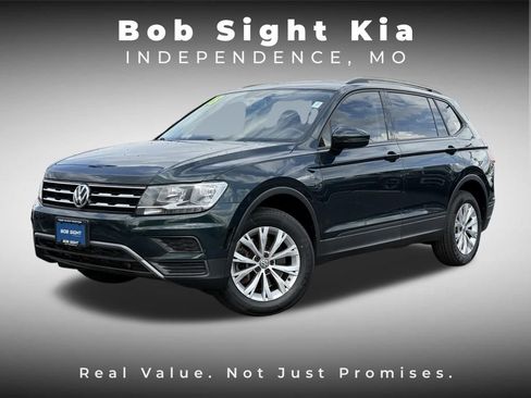 Used 2018 Volkswagen Tiguan S FWD image 1