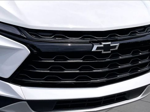 Used 2023 Chevrolet Blazer LT w/ Midnight/Sport Edition FWD image 29