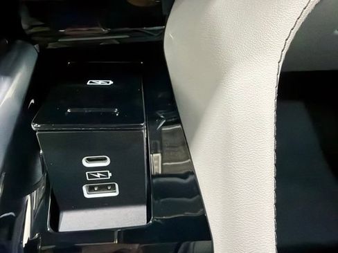 Certified 2024 Acura MDX SH-AWD w/ Advance Package image 42