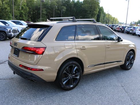 Used 2025 Audi Q7 3.0T Premium Plus w/ Premium Plus Package AWD/4WD image 8