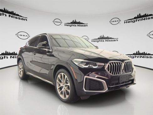 Used 2023 BMW X6 xDrive40i w/ Premium Package image 4