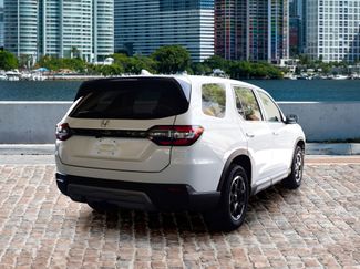 New 2025 Honda Pilot EX-L video 3