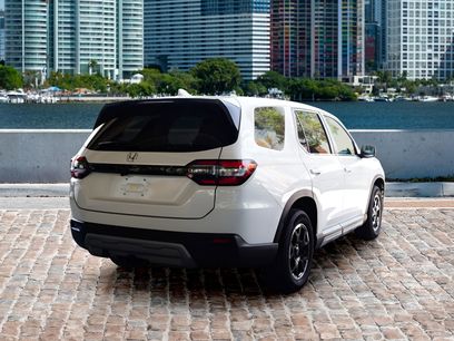 New 2025 Honda Pilot EX-L