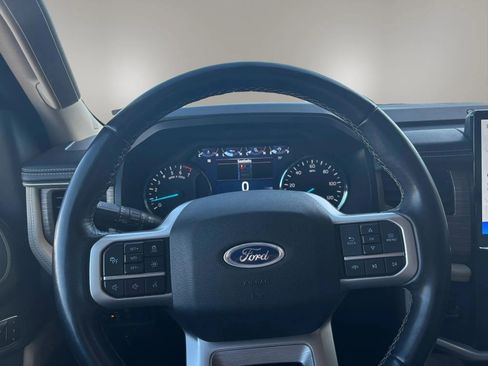 Used 2023 Ford Expedition Max Limited image 18