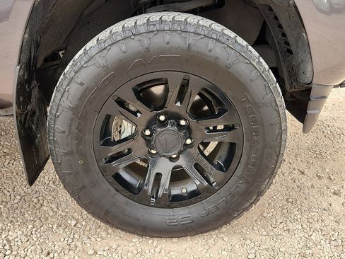 Used 2021 Toyota Tacoma SR image 7