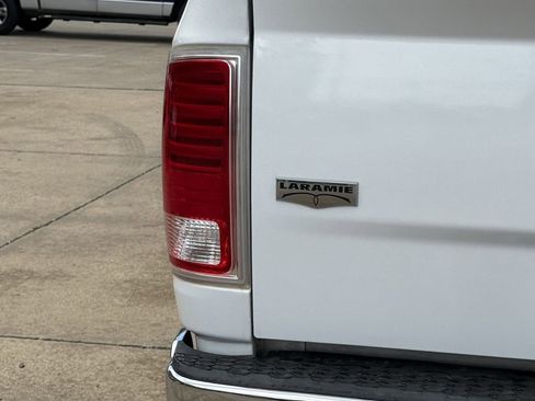 Used 2017 RAM 3500 Laramie image 7