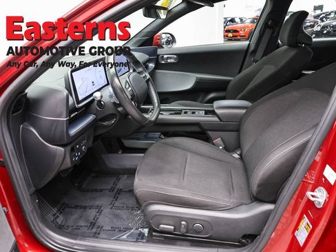 Used 2024 Hyundai Ioniq 6 SE AWD/4WD image 14