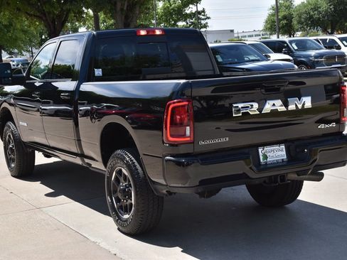 Used 2026 RAM 2500 Laramie AWD/4WD image 10