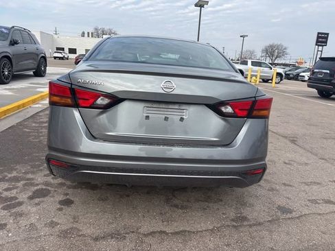 Used 2022 Nissan Altima 2.5 S image 8
