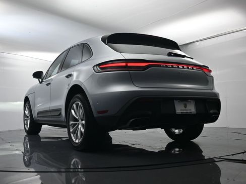 Used 2022 Porsche Macan image 51