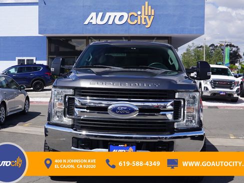 Used 2017 Ford F250 XLT image 4