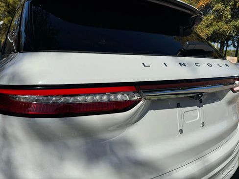 Used 2021 Lincoln Corsair Reserve w/ Equipment Group 201A image 14