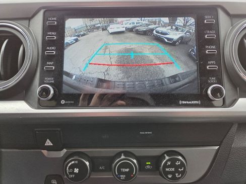 Used 2022 Toyota Tacoma SR5 image 11