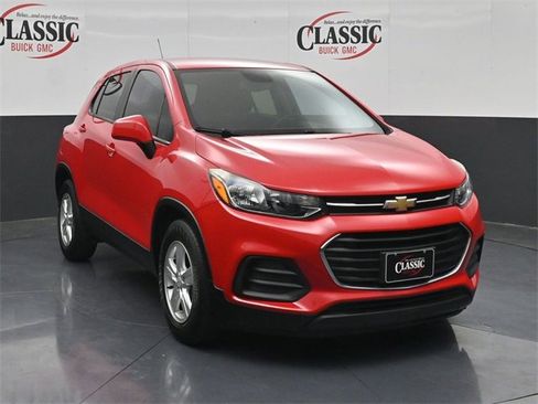 Used 2020 Chevrolet Trax LS image 5