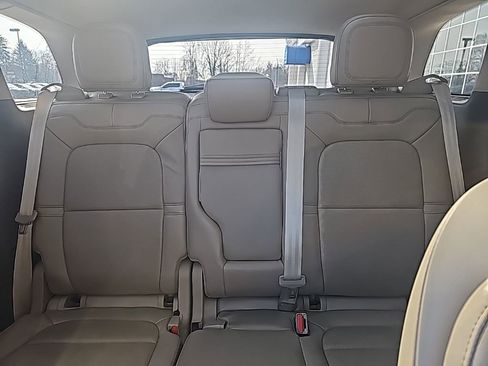 Used 2020 Lincoln Corsair Reserve w/ Elements Package image 11