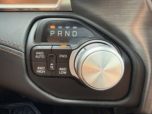 Used 2022 RAM 1500 Limited w/ Body-Colour Bumper Group AWD/4WD image 25