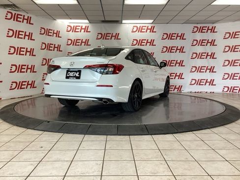 Used 2023 Honda Civic Sport image 7