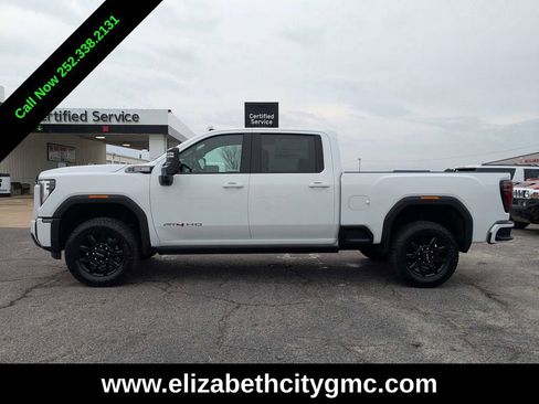 New 2026 GMC Sierra 2500 AT4 image 7