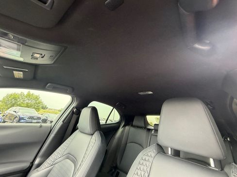 Used 2021 Lexus UX 250h w/ Accessory Package (Z1) AWD/4WD image 31