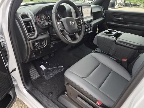 New 2026 RAM 1500 Tradesman AWD/4WD image 10