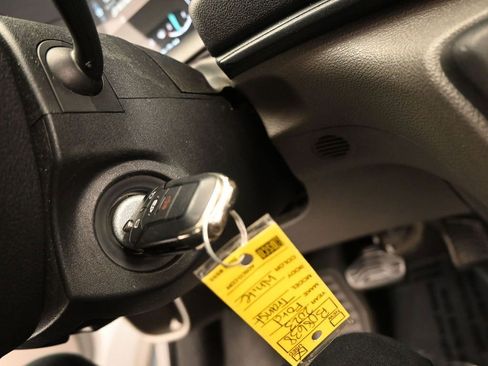 Used 2023 Ford Transit 350 XLT image 24