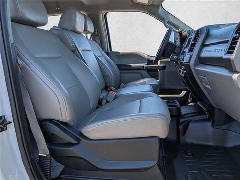 Used 2019 Ford F250 XL w/ Power Equipment Group AWD/4WD image 19