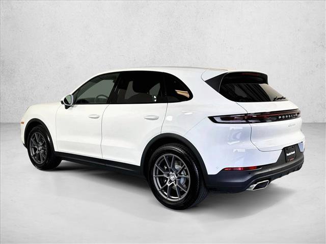 Certified 2026 Porsche Cayenne AWD/4WD image 3