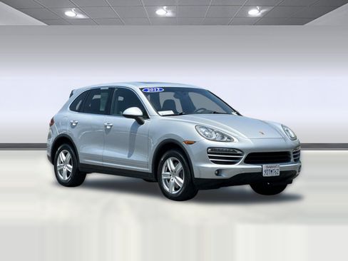 Used 2012 Porsche Cayenne AWD/4WD image 6