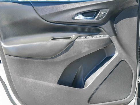 Used 2020 Chevrolet Equinox LT FWD image 19