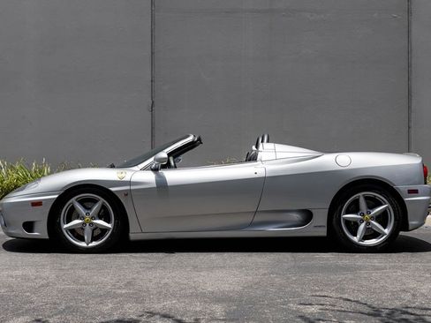 Used 2003 Ferrari 360 Spider RWD image 2