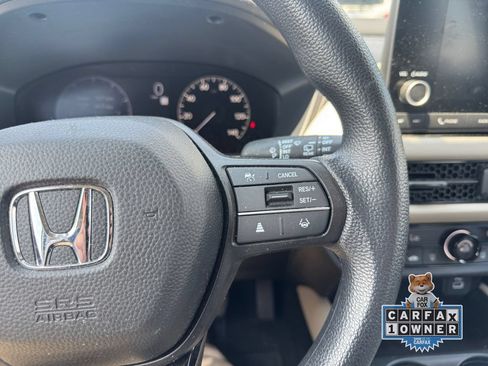 Certified 2025 Honda HR-V LX image 18