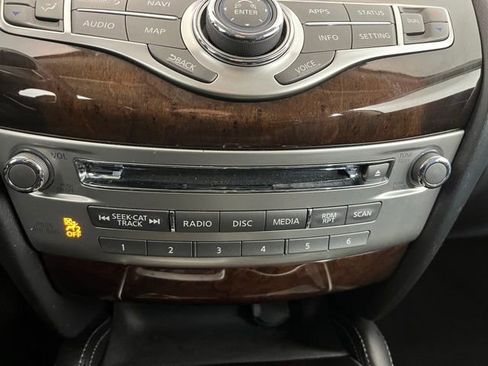 Used 2017 INFINITI QX60 Luxe w/ Deluxe Technology Package image 19