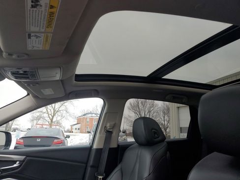 Used 2024 Acura RDX SH-AWD image 14