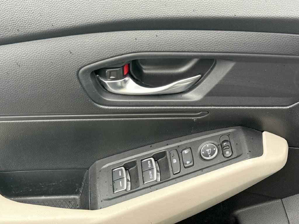 Used 2023 Honda Accord LX image 15