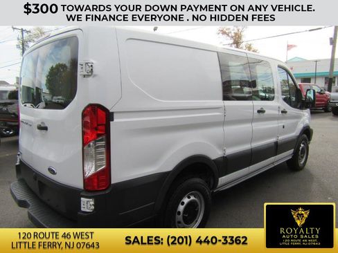 Used 2015 Ford Transit 250 130 Low Roof image 33