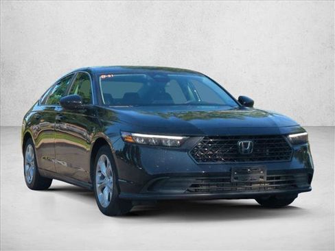 Used 2024 Honda Accord LX image 3