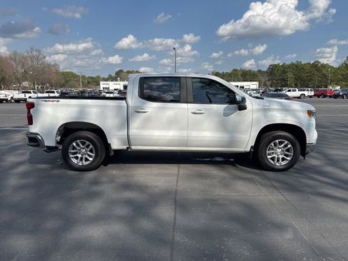 Used 2024 Chevrolet Silverado 1500 LT image 6